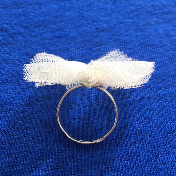 Hello Kitty Adjustable Cute Bow Ring - Picture 7 of 8